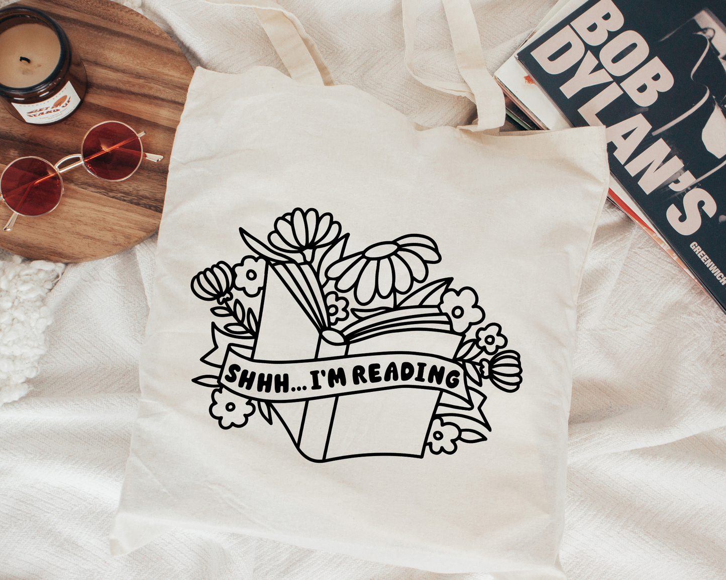 FREE Book Lover SVG | Shhh I Am Reading Outline SVG