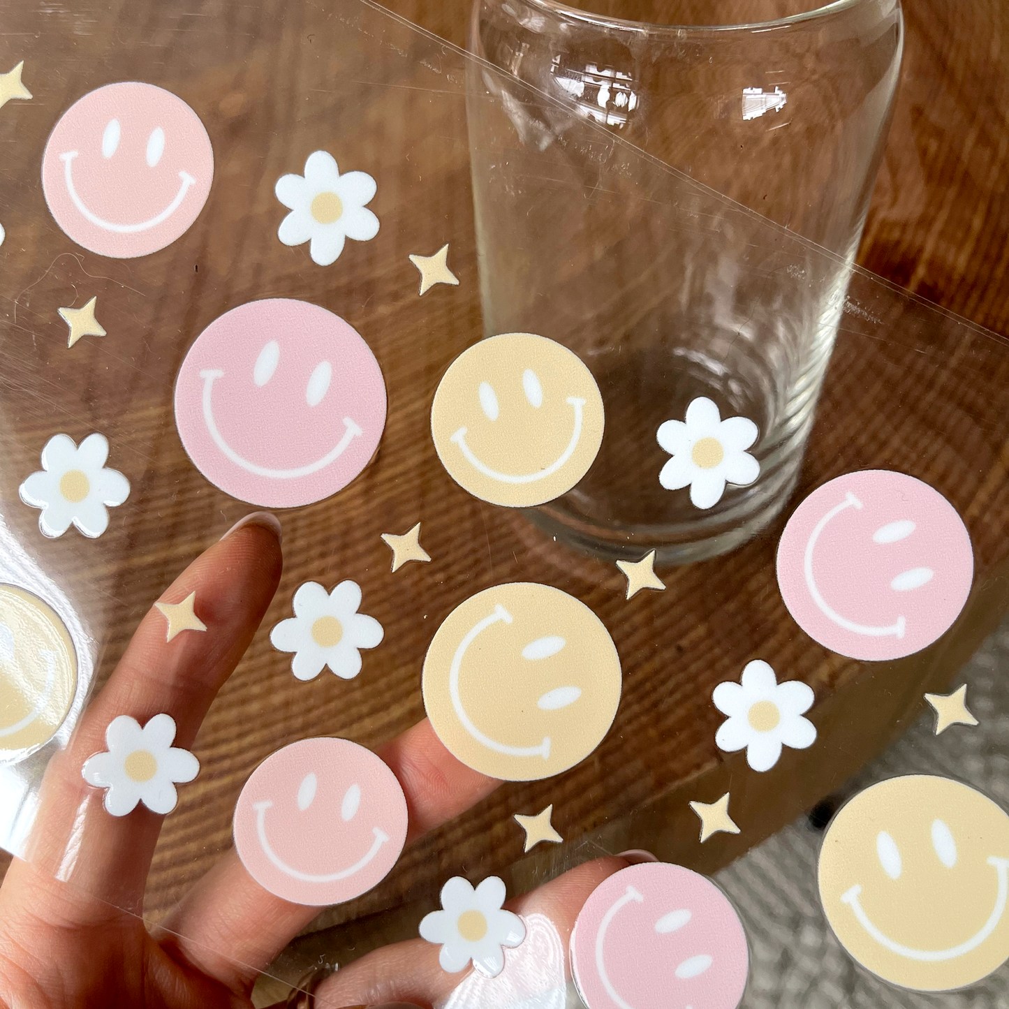 16oz Cup UV DTF Decal | Classic Smiley Face