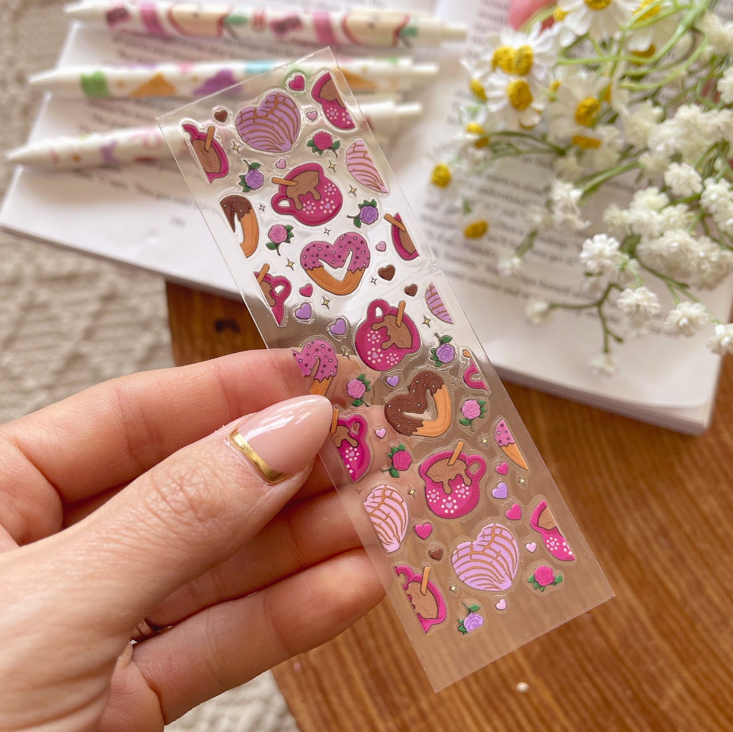 Pen UV DTF Wrap | Romantic Conchas