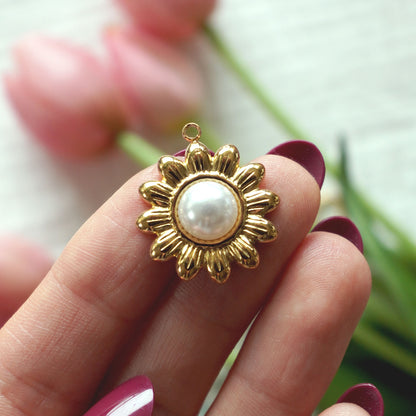 Princess Flower Charm | 18K Gold Plated